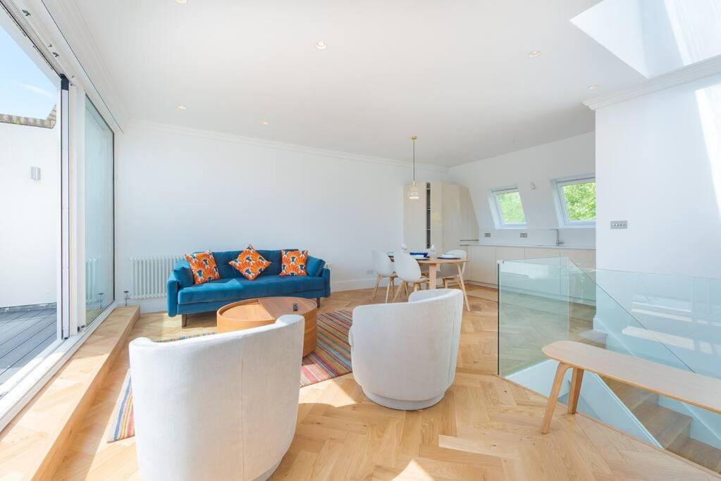 Stunning Two Bed Apartment Rh8 Londra Dış mekan fotoğraf