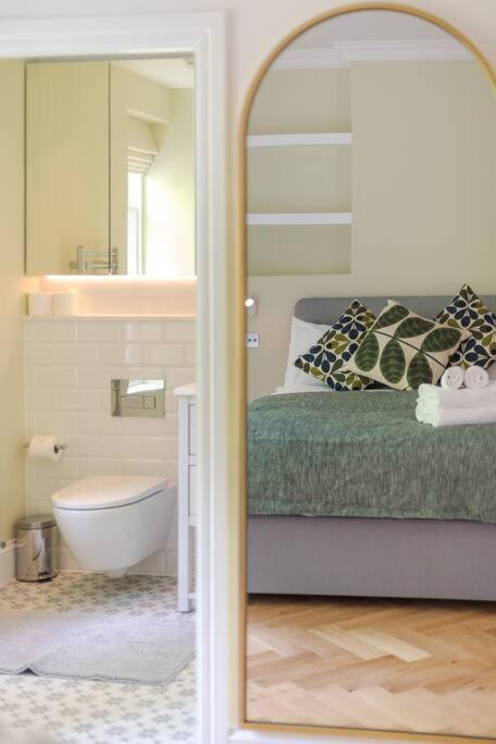 Stunning Two Bed Apartment Rh8 Londra Dış mekan fotoğraf